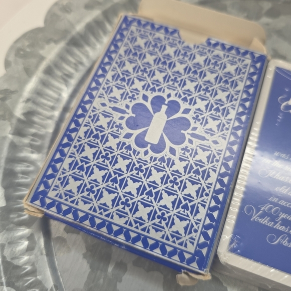 ⭐️40% Off⭐️ Absolut Vodka Deck Playing Cards - Picture 5 of 7